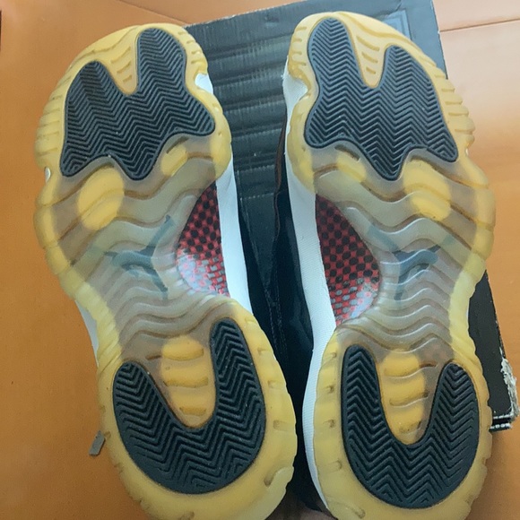 Size 12 jordan 11 & size 13 jordan 5 both good - Picture 2 of 9